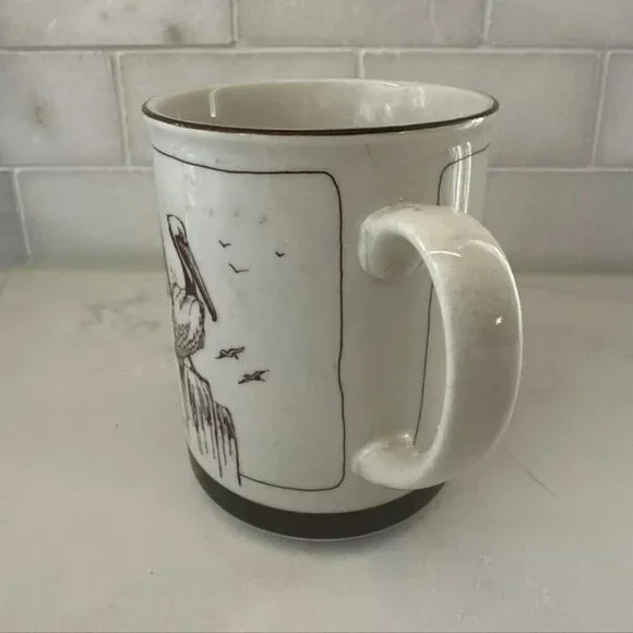 Vintage Ceramic Pelican Coffee Mug Down East Crafts-Yarmouth ME Made In Japan - Picture 2 of 4